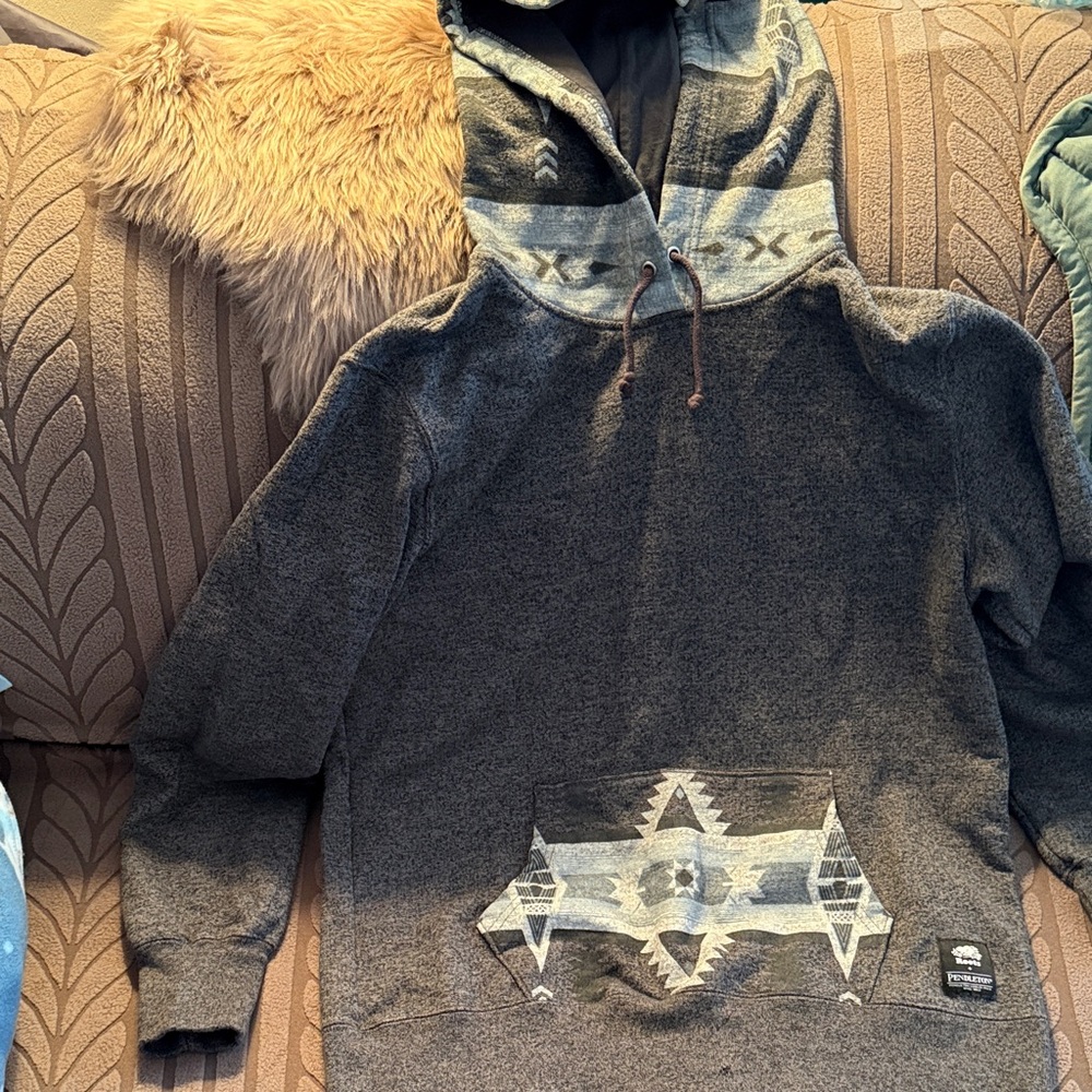 Pendleton Roots Aztec Charcoal Knit with Logo Patch